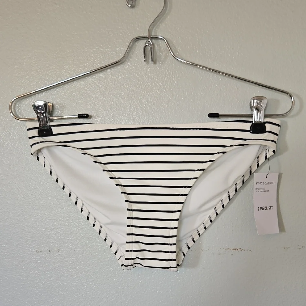Vince Camuto | NWT Black & White Striped Bikini Bottoms Size XS
